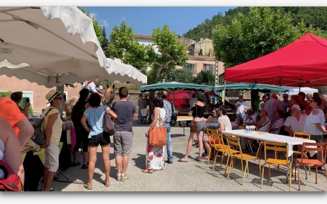 Le Moulin d'Onclaire Chambres d'hotes