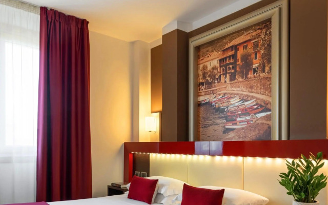 Kairos Garda Hotel