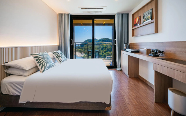 Hotel Yeon