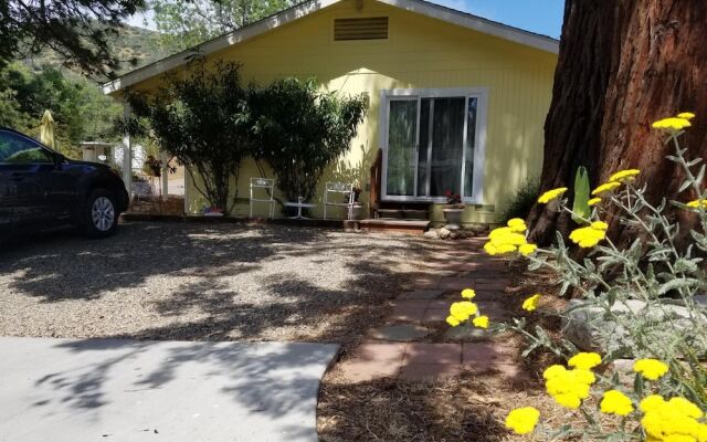 Yosemite Plaisance Bed & Breakfast