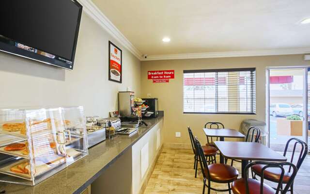 Econo Lodge San Bernardino I-215