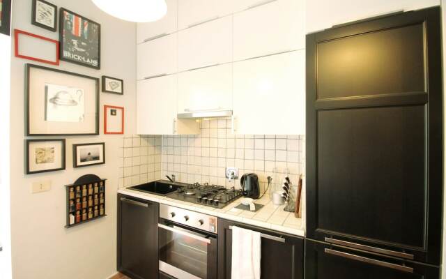 Groovy Rome Art Apartment