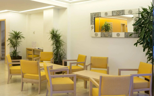 Cabot Tres Torres Apartamentos