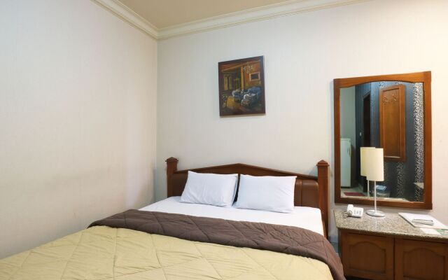 Hotel 678 Kemang