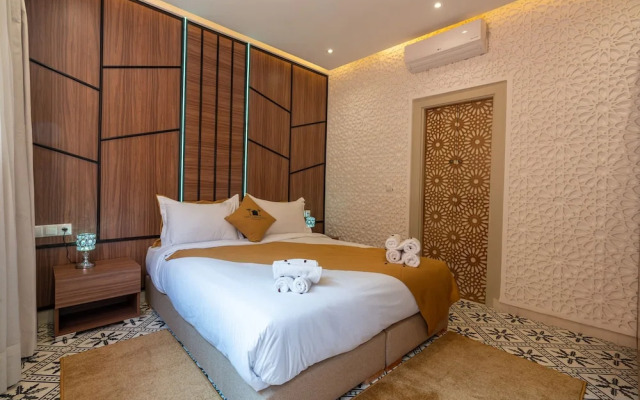 Yanis Guest House