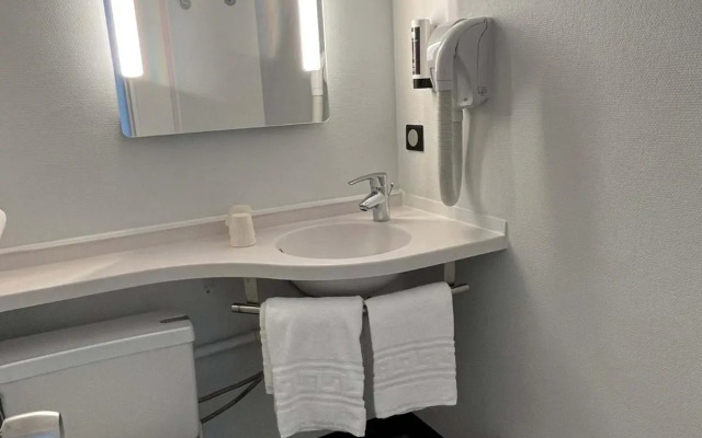 B&B Hotel Montluçon Centre