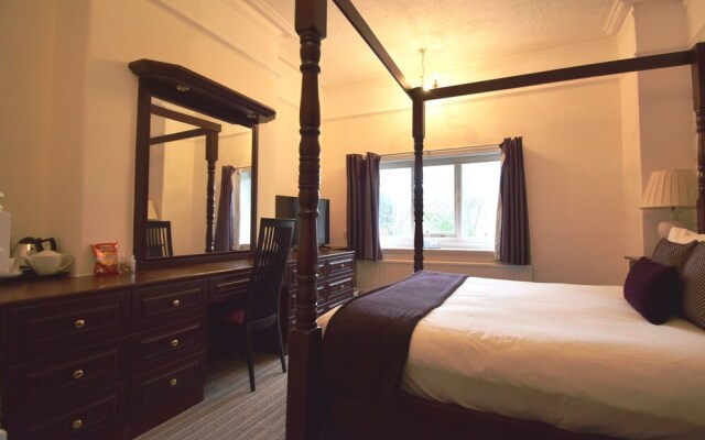 The Riverhill Hotel  Restaurant