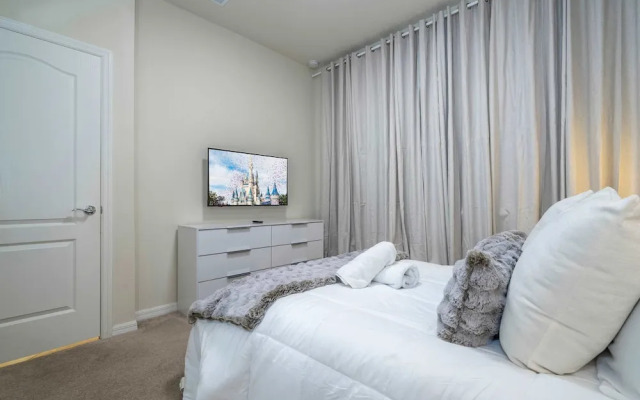 7392 Luxury Family Home 5BD Near Disney