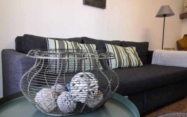 City Square Apartment