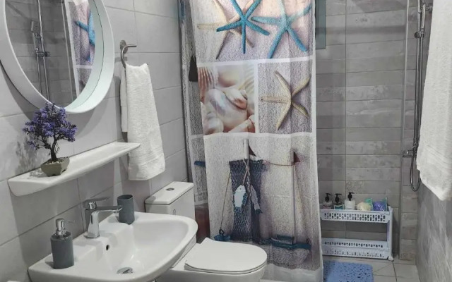 Alexandra`s House