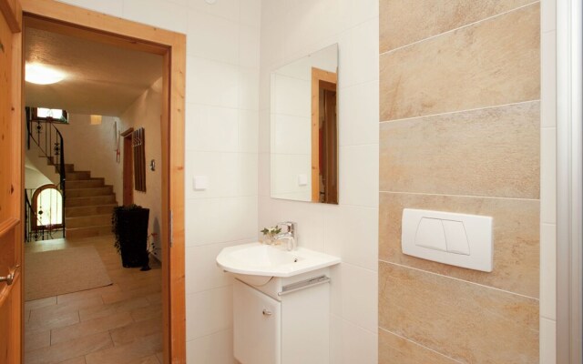 Mountain-view Villas Located on the Serene Region of Otztal