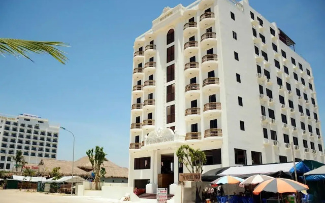 Tu Phuong Hotel TH by Bay Luxury