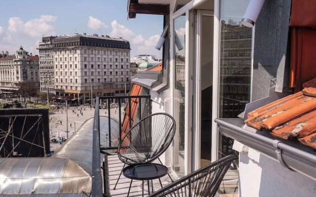 Residence Republic Square- Luxury at Top Location
