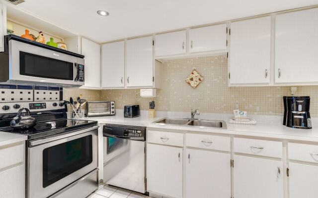 Redington Towers 406 by Vtrips