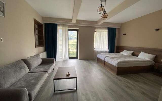 Hotel Axien Kazbegi