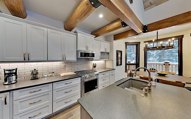 136calld 4 Bedroom Home