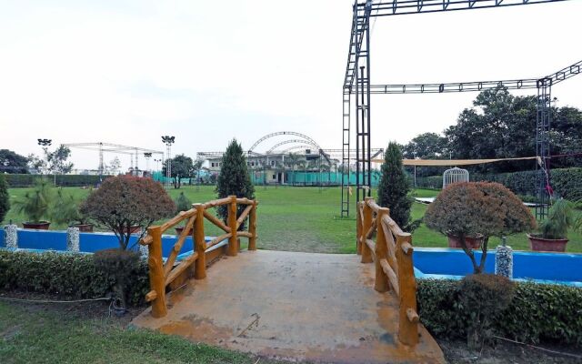 Oyo 30933 Moriya Palace