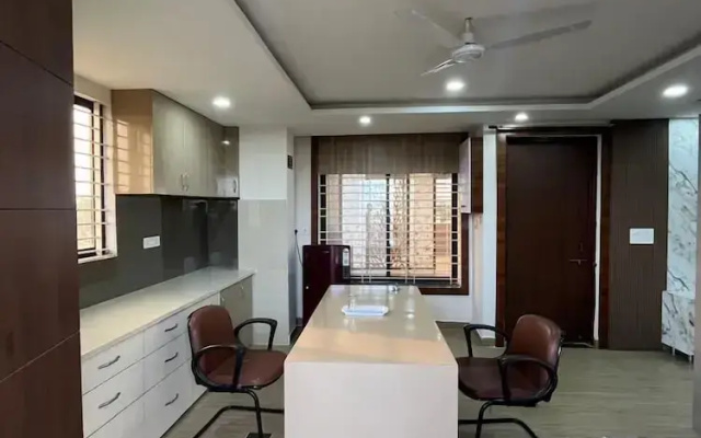 Sukoon Grandeur