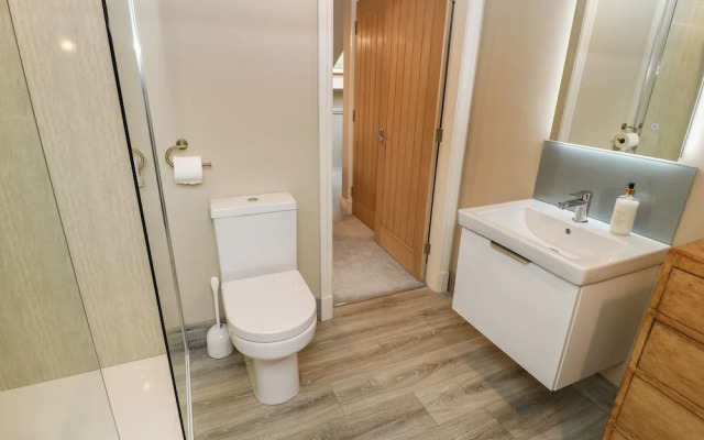 1 Stansfield Mews