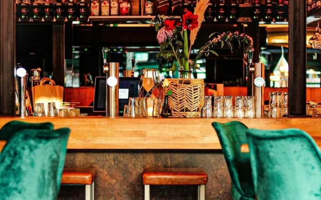 Churchill Residence Suites