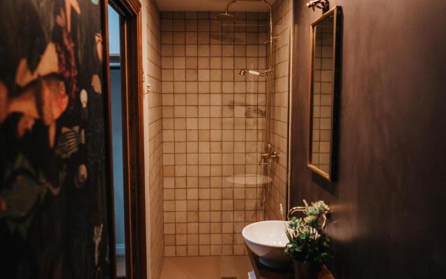 1930 Boutique Hotel