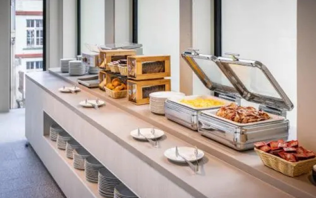 Holiday Inn Express Auckland City Centre