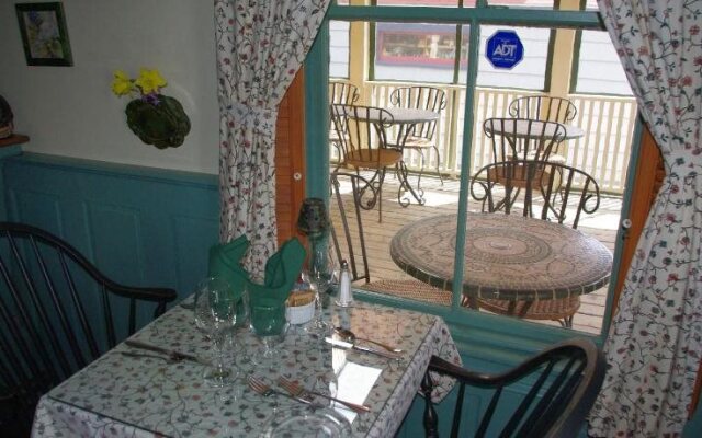 The Garrison House Inn