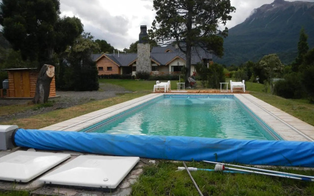 Sendero Lodge