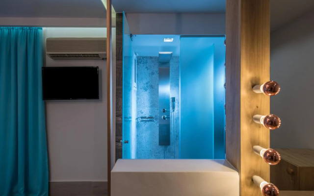Senses Blue Boutique hotel