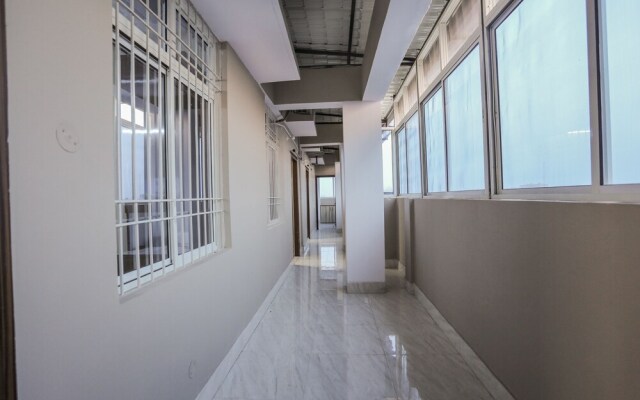 OYO 18293 Dream Homes
