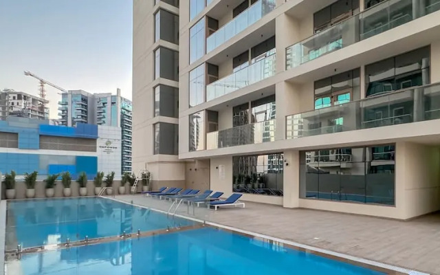 2BR w Canal & Burj View Near Dubai Mall