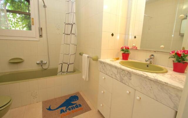 ARENDA Pino Alto Holiday Home Portofino