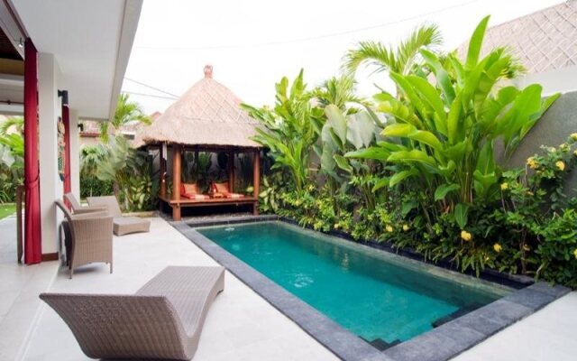 Villa Warna Warni