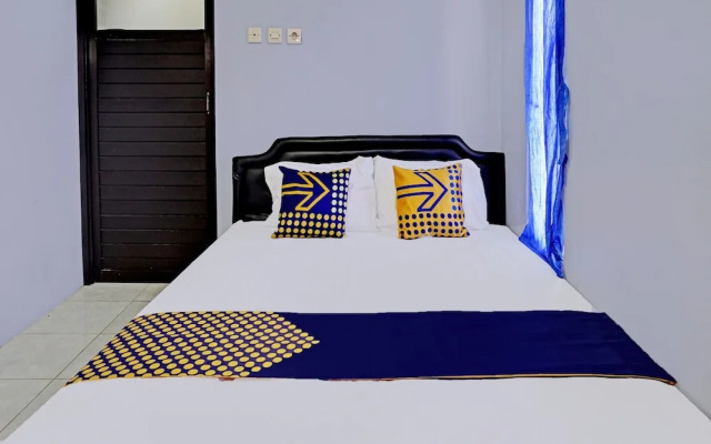 OYO Life 92353 Purnama Syariah Guest House