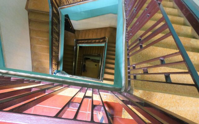 Pich Guest House