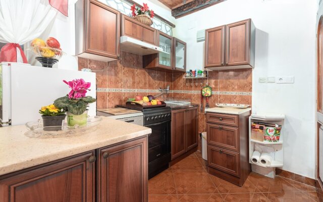 Holiday House Marina