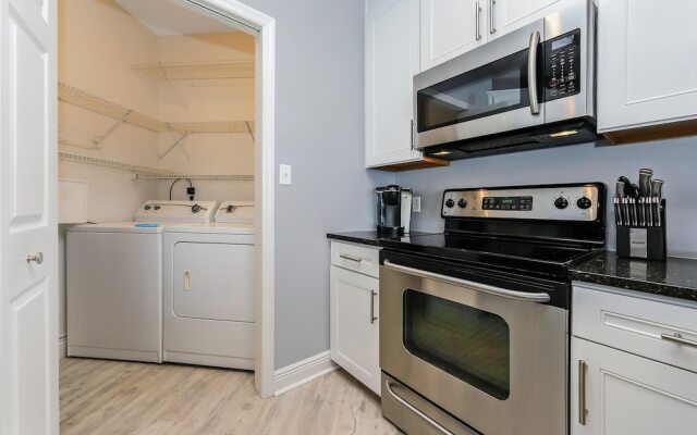 Northshore 960/960A* (2G) - 3BR 3BA - (8)