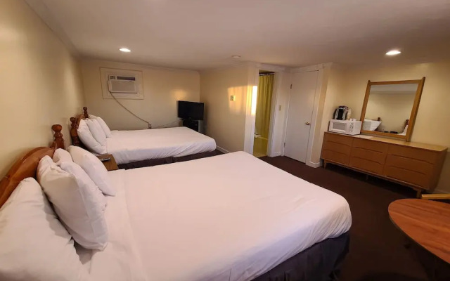 The Tides Motel