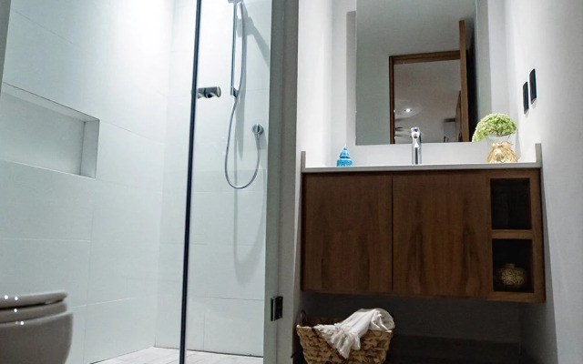 IT Condo by Realty Group