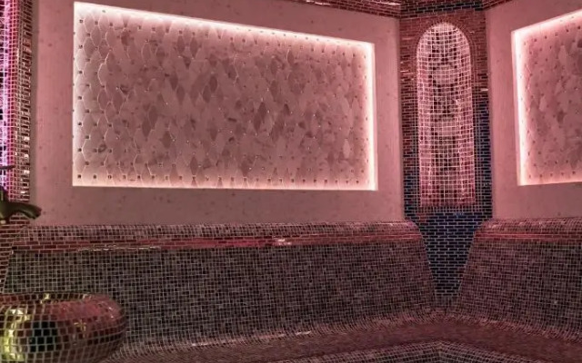Level Hotel