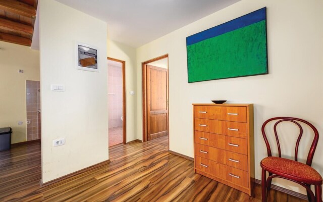 Stunning Home in Rovinj With Wifi and 5 Bedrooms