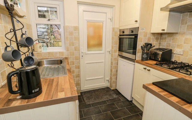 Glan-yr-afon Cottage