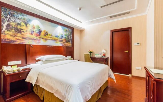 Vienna Hotel Shenzhen Guanlan Guanguang Road Fushikang Branch
