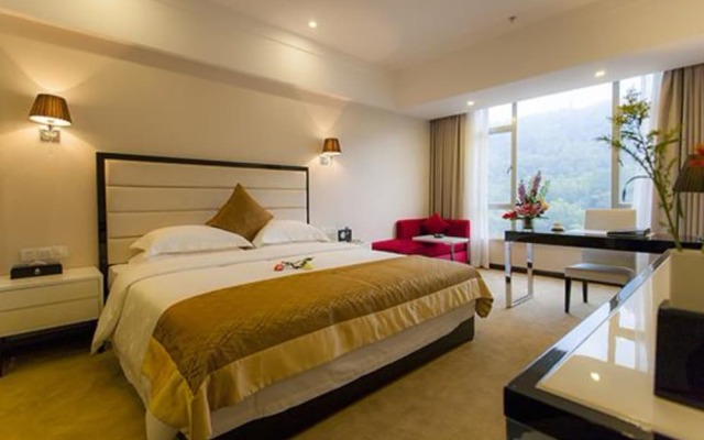 Golden Plam Hotel