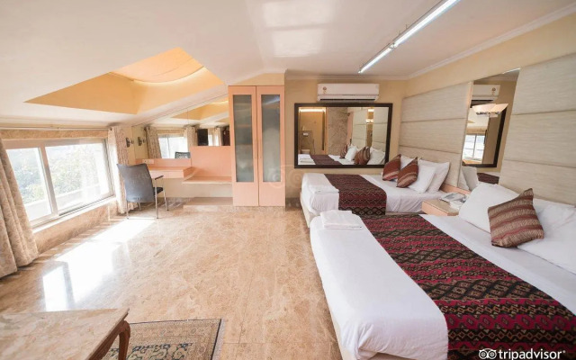 Regent Hotel