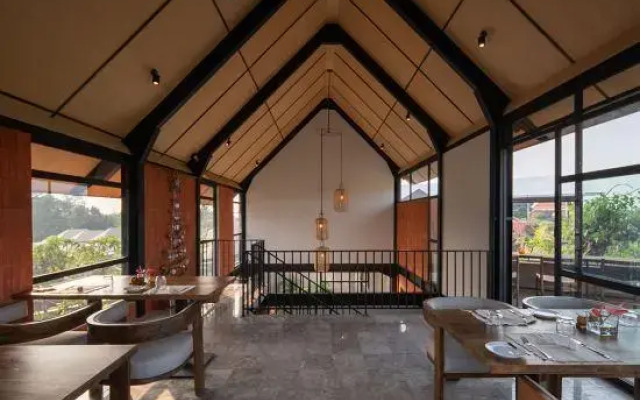 Ubud Mas Glamping Luxury Tent