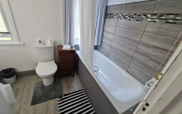 3-bed House in London Self-contained in Ladywell