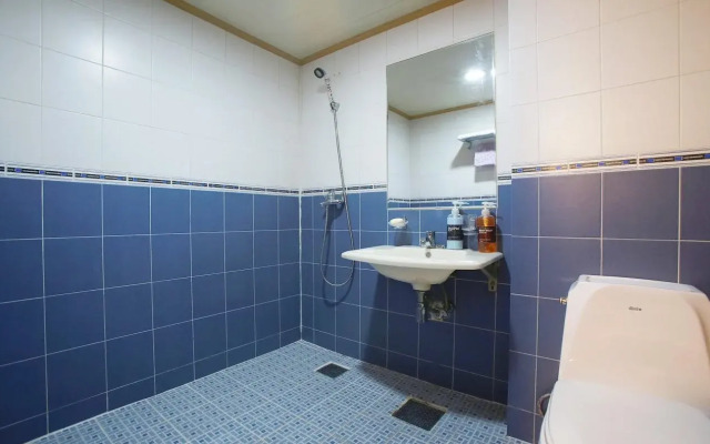 Charmant Hotel Suwon