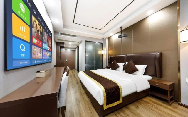 Four Alloy Nan Hotel