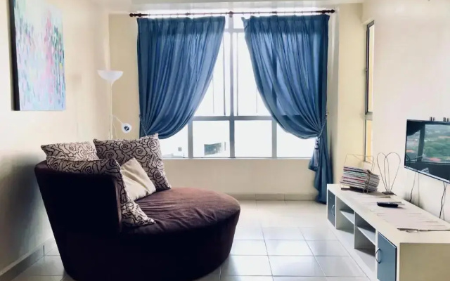 Pelangi Mall Condominum by iHost